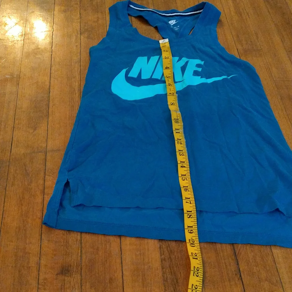 Size xs blue Nikes workout athletic top - Picture 14 of 16
